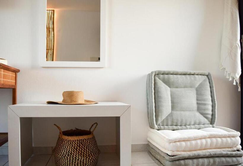 اتاق سوپریور با چشم‌انداز دریا, Kanso Rooms