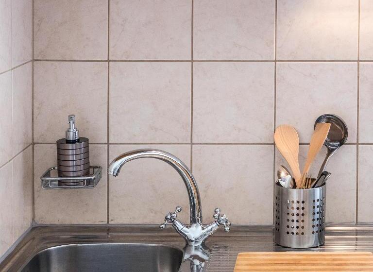 استودیو استاندارد با چشم‌انداز استخر, Kanso Rooms