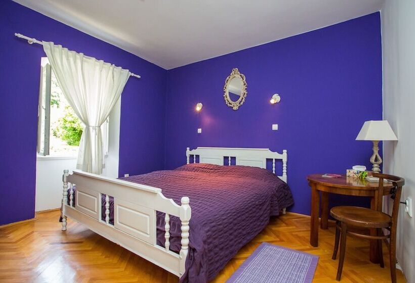 اتاق استاندارد با سرویس بهداشتی مشترک, Guest House Gugily