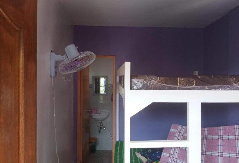 اتاق استاندارد, Purple Guesthouse