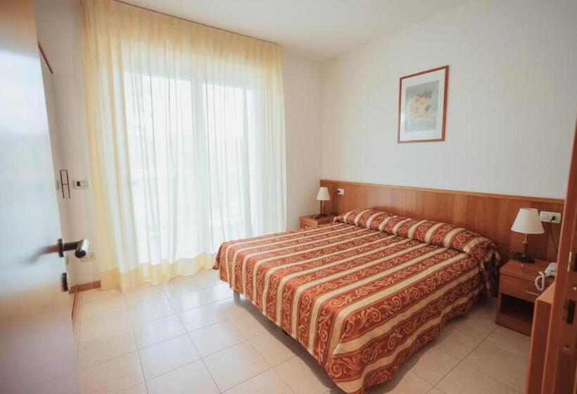 اتاق استاندارد, Santo Stefano