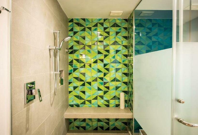 سوییت جونیور با چشم‌انداز جانبی دریا, Dreams Natura Resort & Spa  All Inclusive