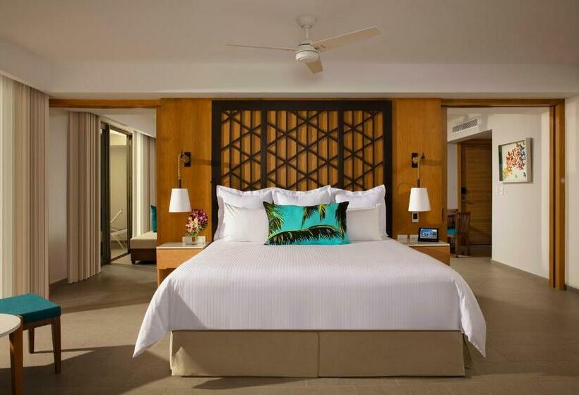 سوئیت کلوب با چشم‌انداز دریا, Dreams Natura Resort & Spa  All Inclusive