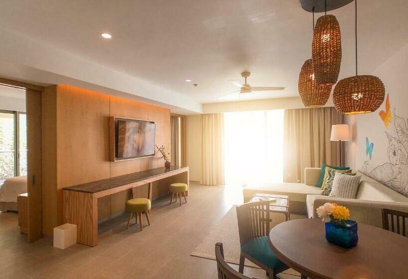 سوئیت کلاب, Dreams Natura Resort & Spa  All Inclusive