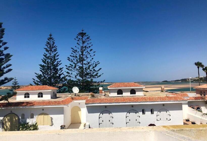 اتاق استاندارد با چشم‌انداز دریا, Le Lagon Bleu Oualidia