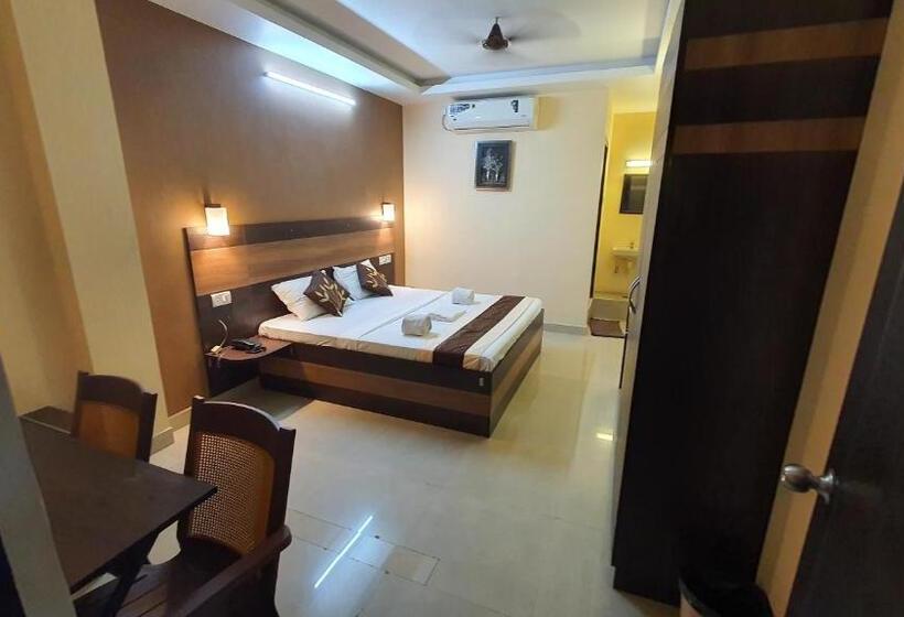 اتاق استاندارد, S4 Residency