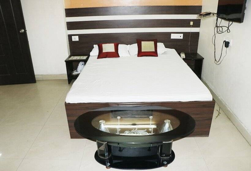 اتاق لوکس, S4 Residency