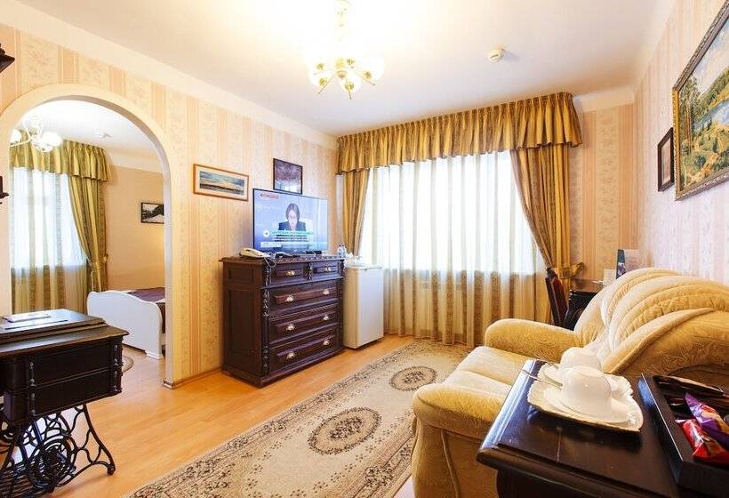 اتاق راحتی سه تخته, Siberia