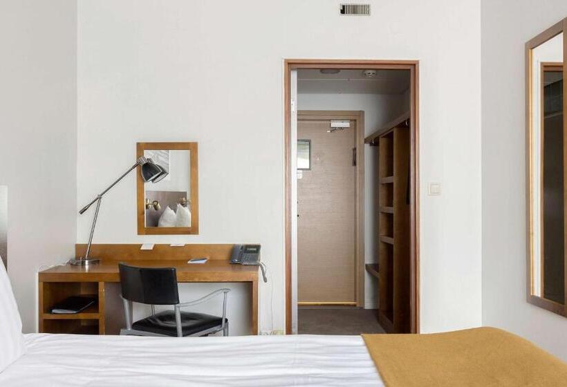 اتاق استاندارد, Best Western Plaza
