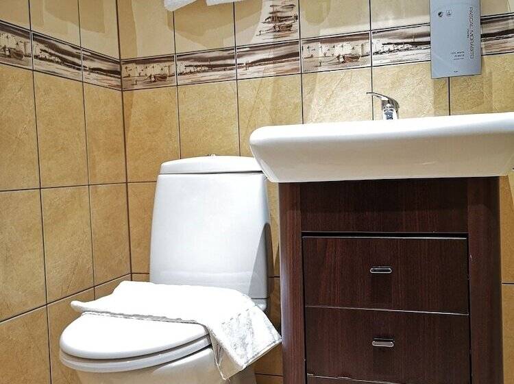اتاق استاندارد, Best Western Plaza
