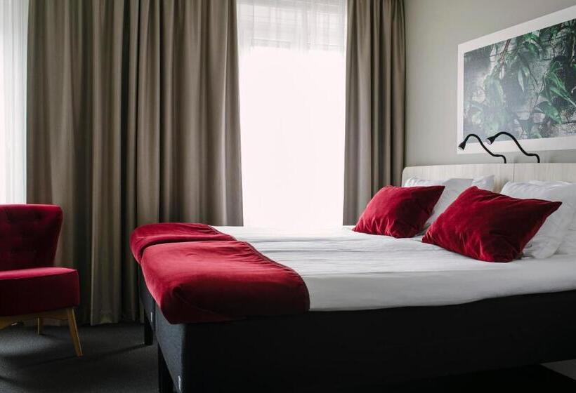 اتاق سوپریور با تخت بزرگ, Best Western Hotel Svava