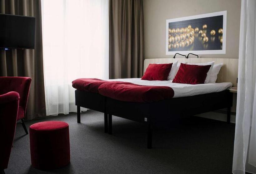 اتاق خانوادگی, Best Western Hotel Svava