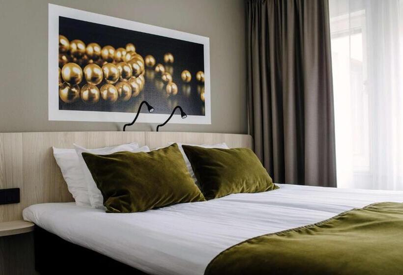 اتاق سوپریور با تخت بزرگ, Best Western Hotel Svava