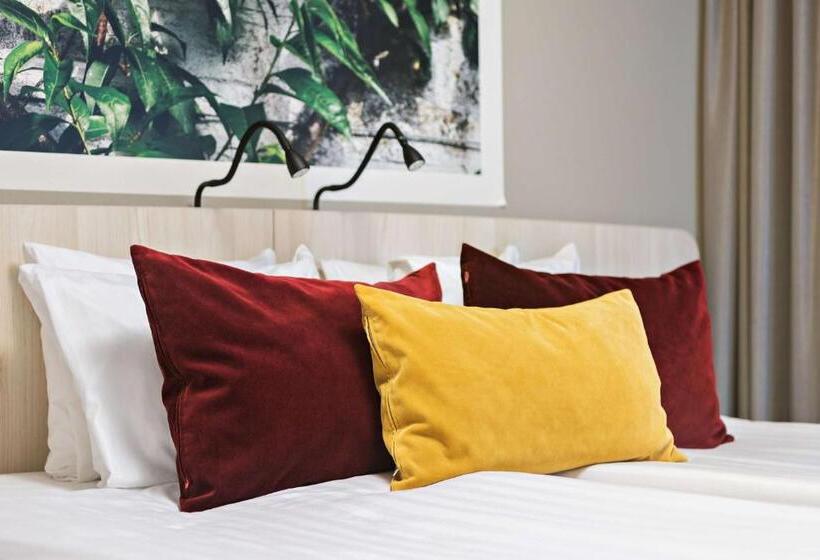 اتاق خانوادگی, Best Western Hotel Svava