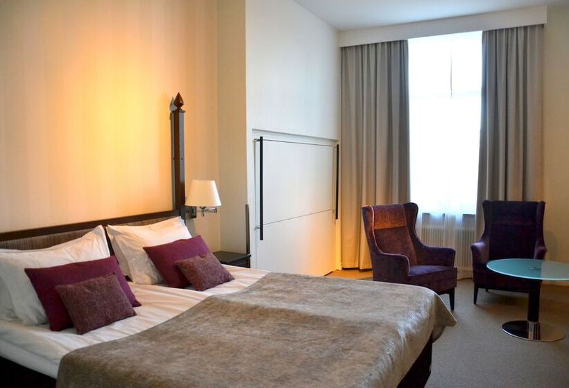 اتاق خانوادگی, Elite Stora Hotellet örebro