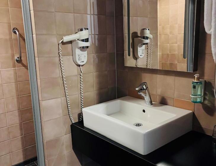 اتاق استاندارد یک نفره, Comfort Hotel Sundsvall