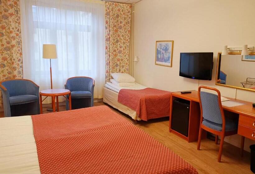 Standard Triple Room, Lorensberg