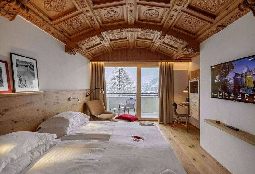 スーペリアールーム, Swiss Alpine Hotel Allalin