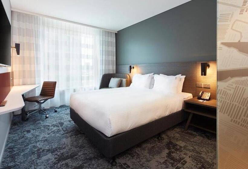 اتاق استاندارد با تخت دو نفره بزرگ, Holiday Inn Express Melbourne Southbank, An Ihg