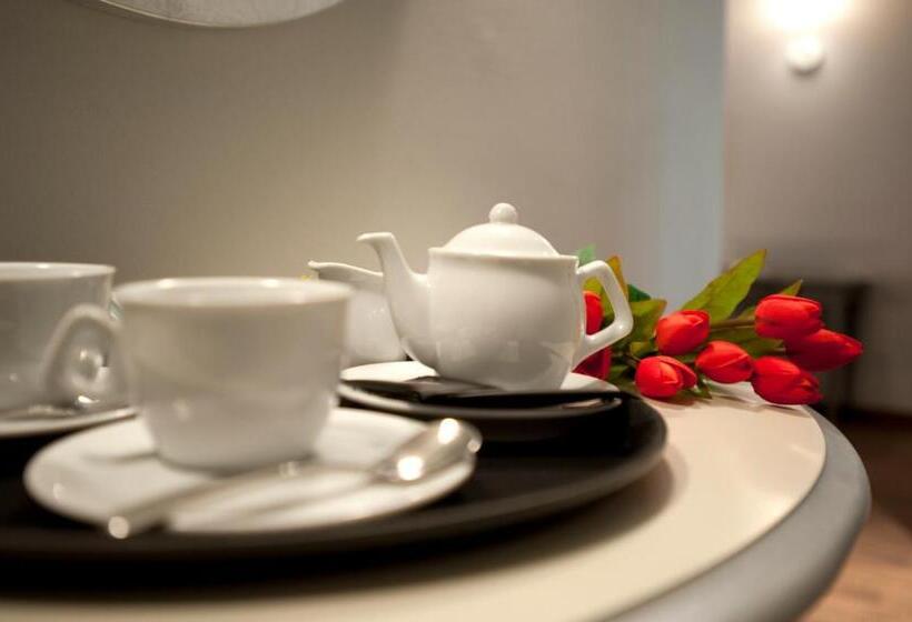 اتاق استاندارد, Vinoteca La Sacrestia