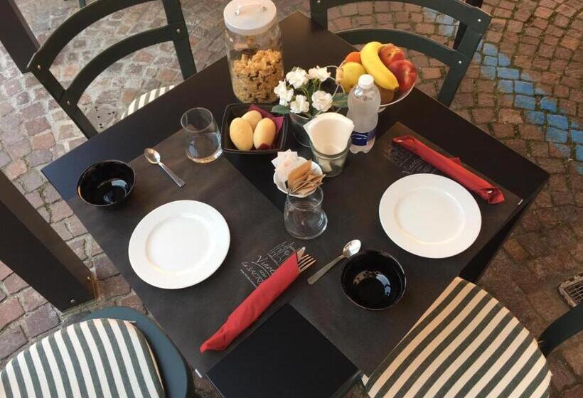 اتاق استاندارد, Vinoteca La Sacrestia