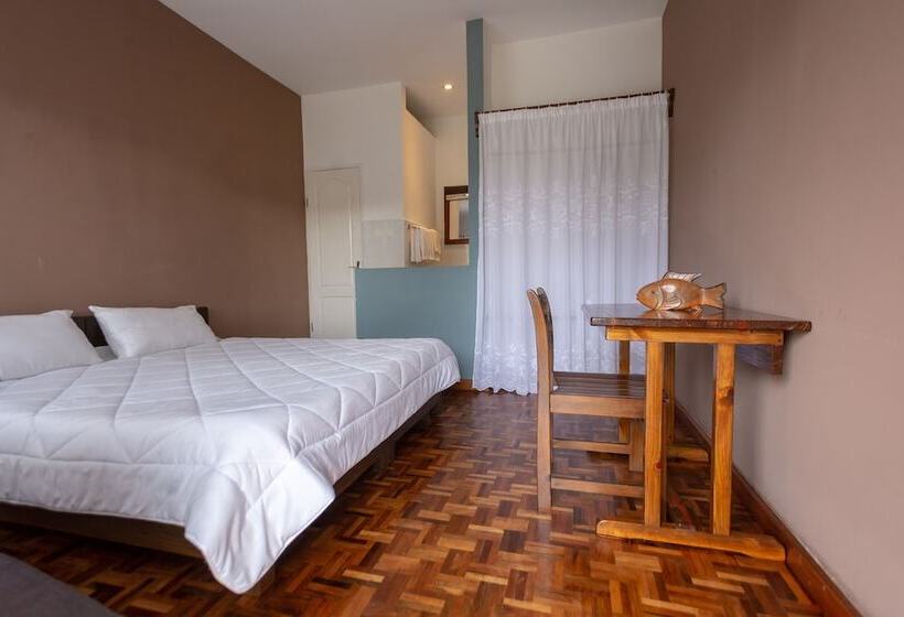 اتاق اکونومی, Andasibe Lemurs Lodge