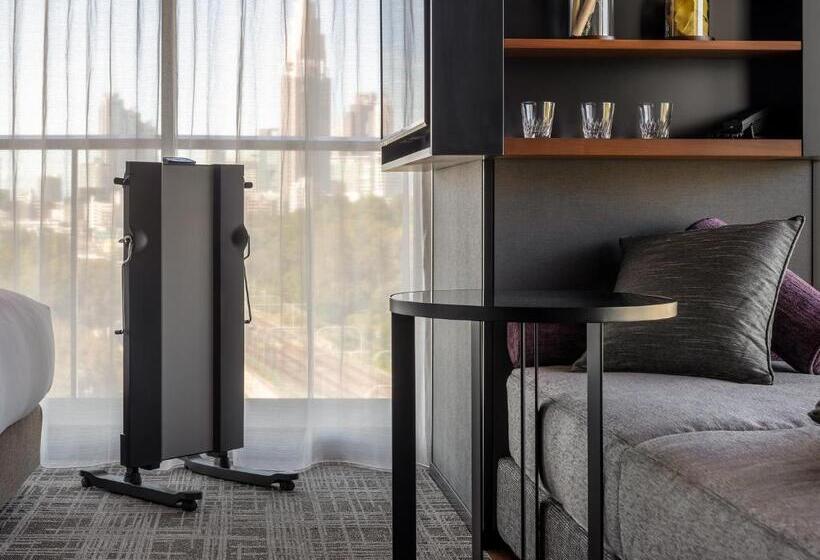 اتاق سوپریور با بالکن, Mitsui Garden Hotel Jingugaien Tokyo Premier