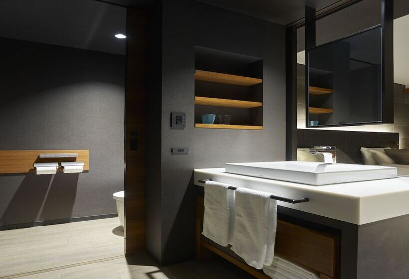 اتاق ساده با بالکن, Mitsui Garden Hotel Jingugaien Tokyo Premier