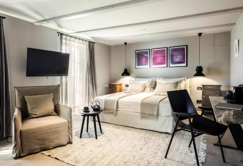 اتاق لوکس, San Canzian Hotel & Residences   Small Luxury Hotels Of The World