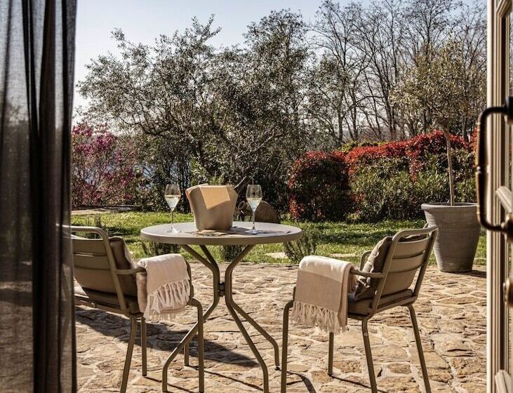 اتاق لوکس, San Canzian Hotel & Residences   Small Luxury Hotels Of The World