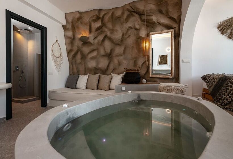اتاق اساندارد با چشم‌انداز جانبی به دریا, Sandaya Luxury Suites