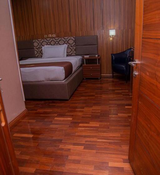 سوییت, Mahogany Hotel And Suites