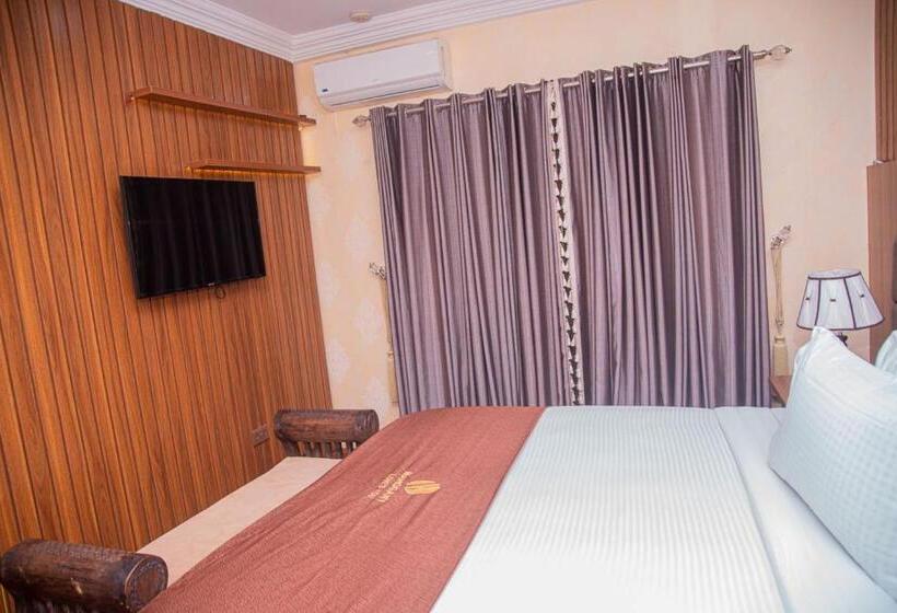 سوئیت پرزیدنت, Mahogany Hotel And Suites