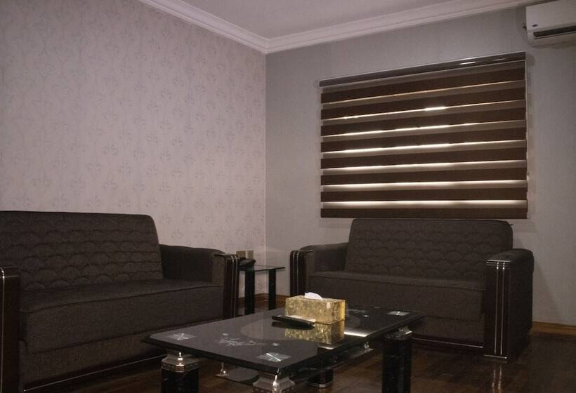 سوییت, Mahogany Hotel And Suites