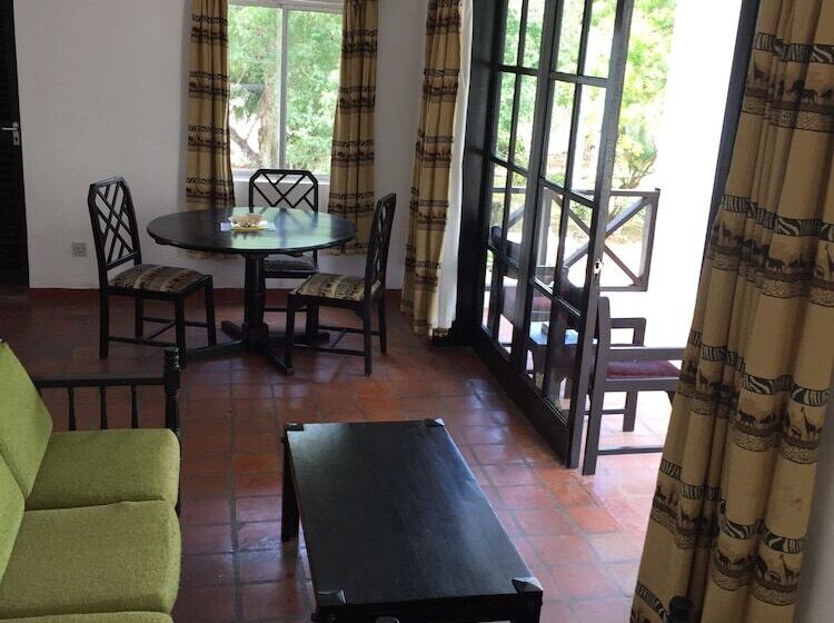 آپارتمان 2 خوابه, Wayside Beach Apartments
