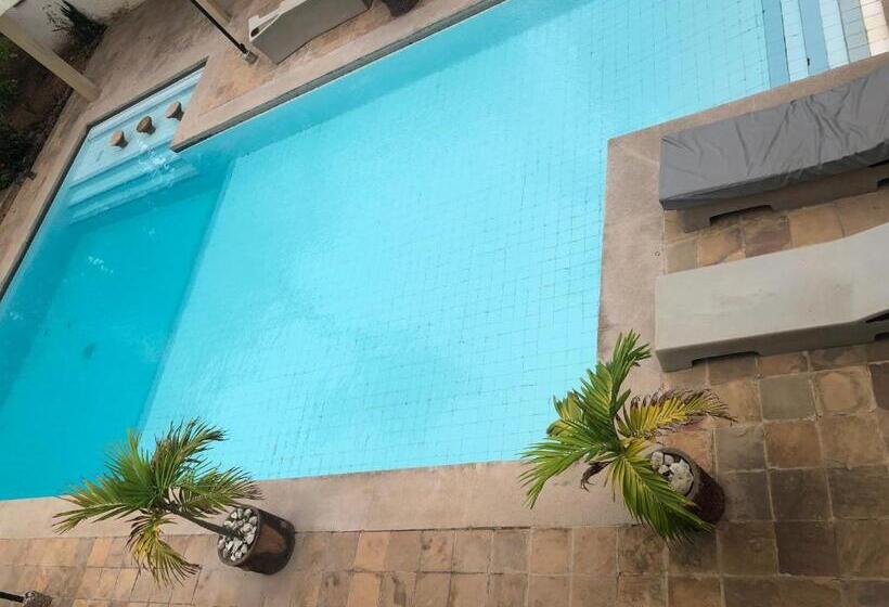 آپارتمان 2 خوابه, Wayside Beach Apartments