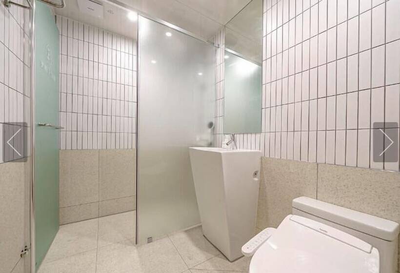اتاق لوکس, Brown Dot Hotel Yeonsan