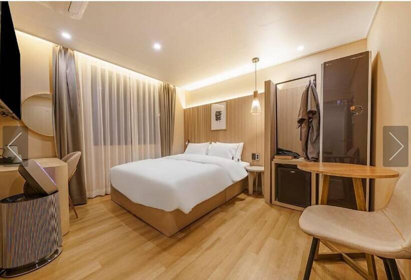 اتاق لوکس, Brown Dot Hotel Yeonsan