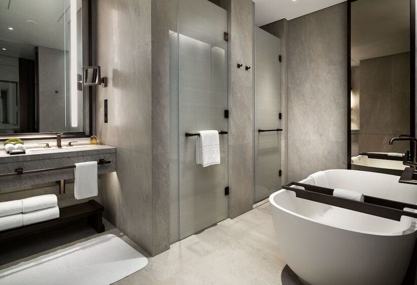اتاق استاندارد با 2 تخت دوبل, The St. Regis Hong Kong