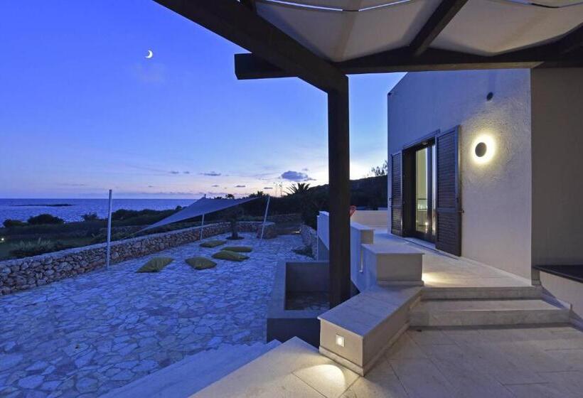 Deluxe Suite Sea View, Villa Pirreca