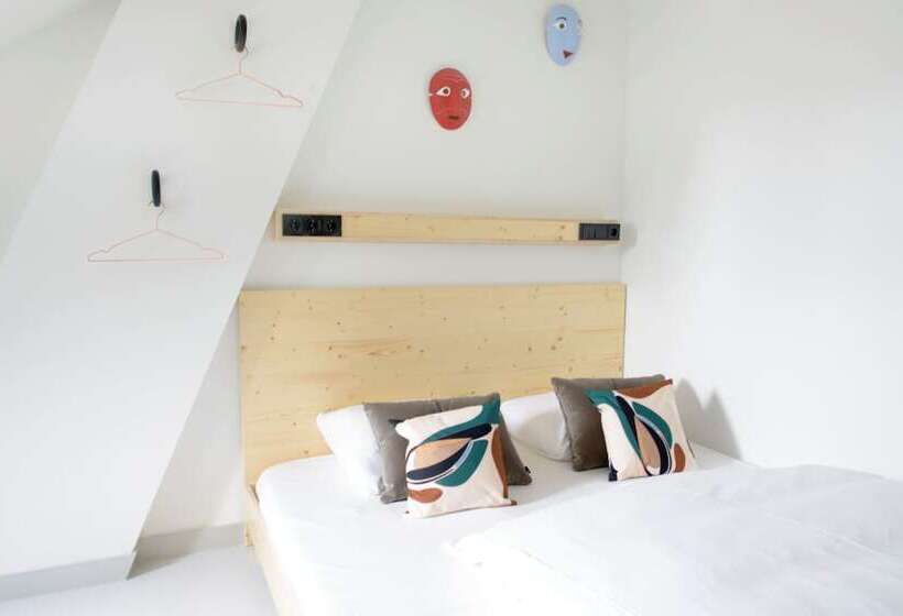 اتاق استاندارد با سرویس بهداشتی مشترک, The Green Elephant Hostel & Spa