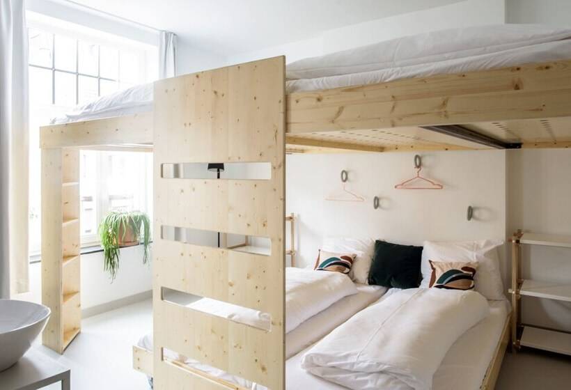 اتاق استاندارد, The Green Elephant Hostel & Spa