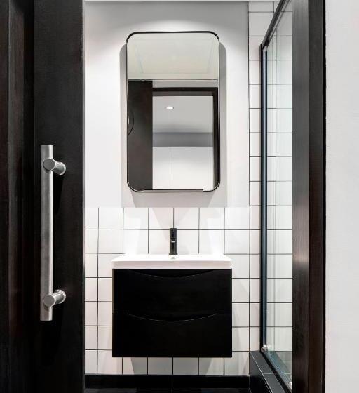 استودیوی استاندارد, The Onyx Apartment Hotel By Newmark