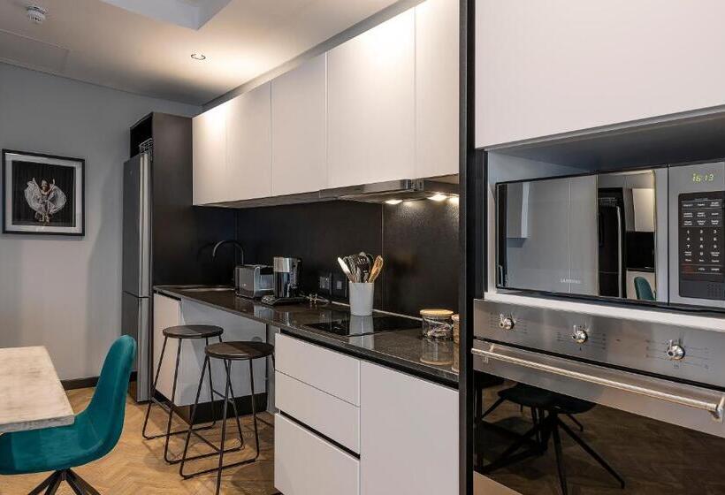 1 Bedroom Apartment City View, The Onyx Apartment Hotel By Newmark