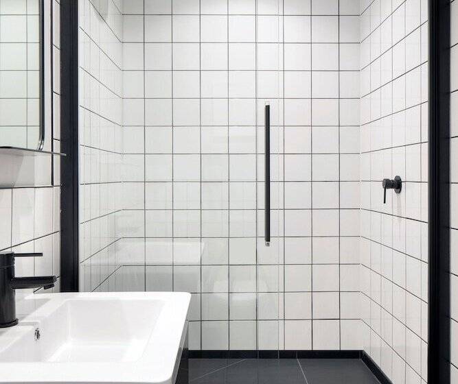 استودیوی لوکس, The Onyx Apartment Hotel By Newmark
