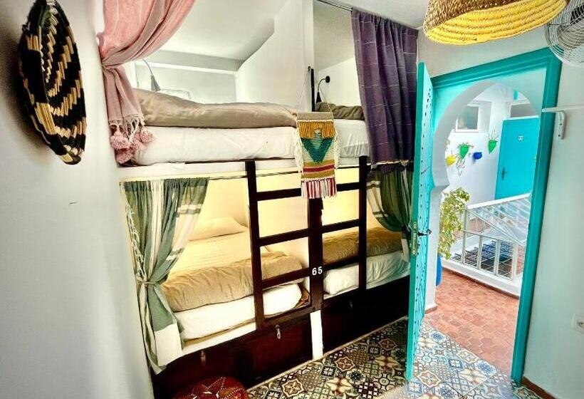 共用房间的床, Darna Hostel