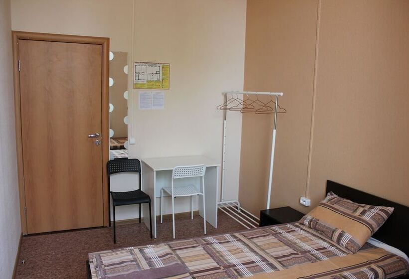 غرفة عائلية, Hostel Orange