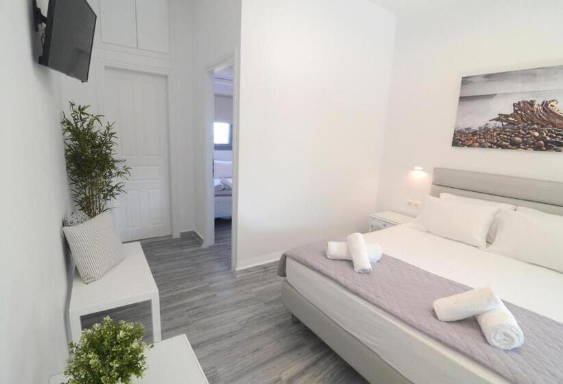 اتاق خانوادگی با چشم‌انداز جانبی دریا, Hermoso Luxury Suites
