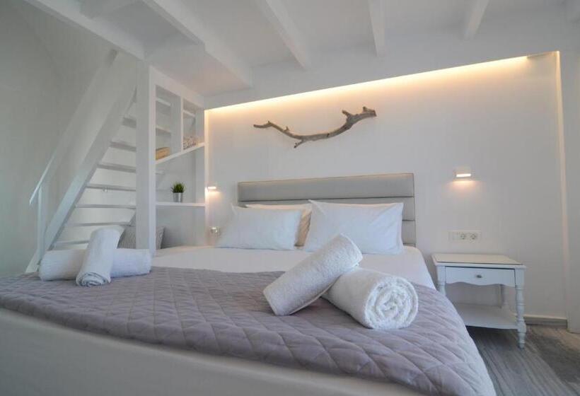 سوئیت با تخت بزرگ, Hermoso Luxury Suites