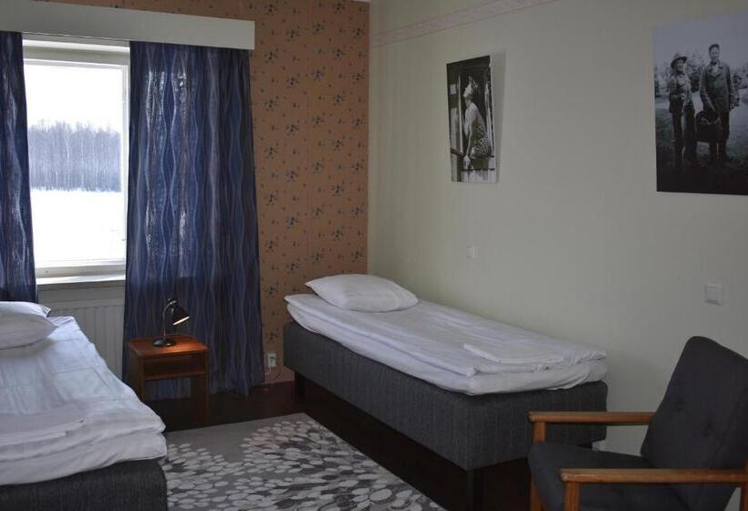 اتاق استاندارد با سرویس بهداشتی مشترک, Kartanohostel Annacatharina